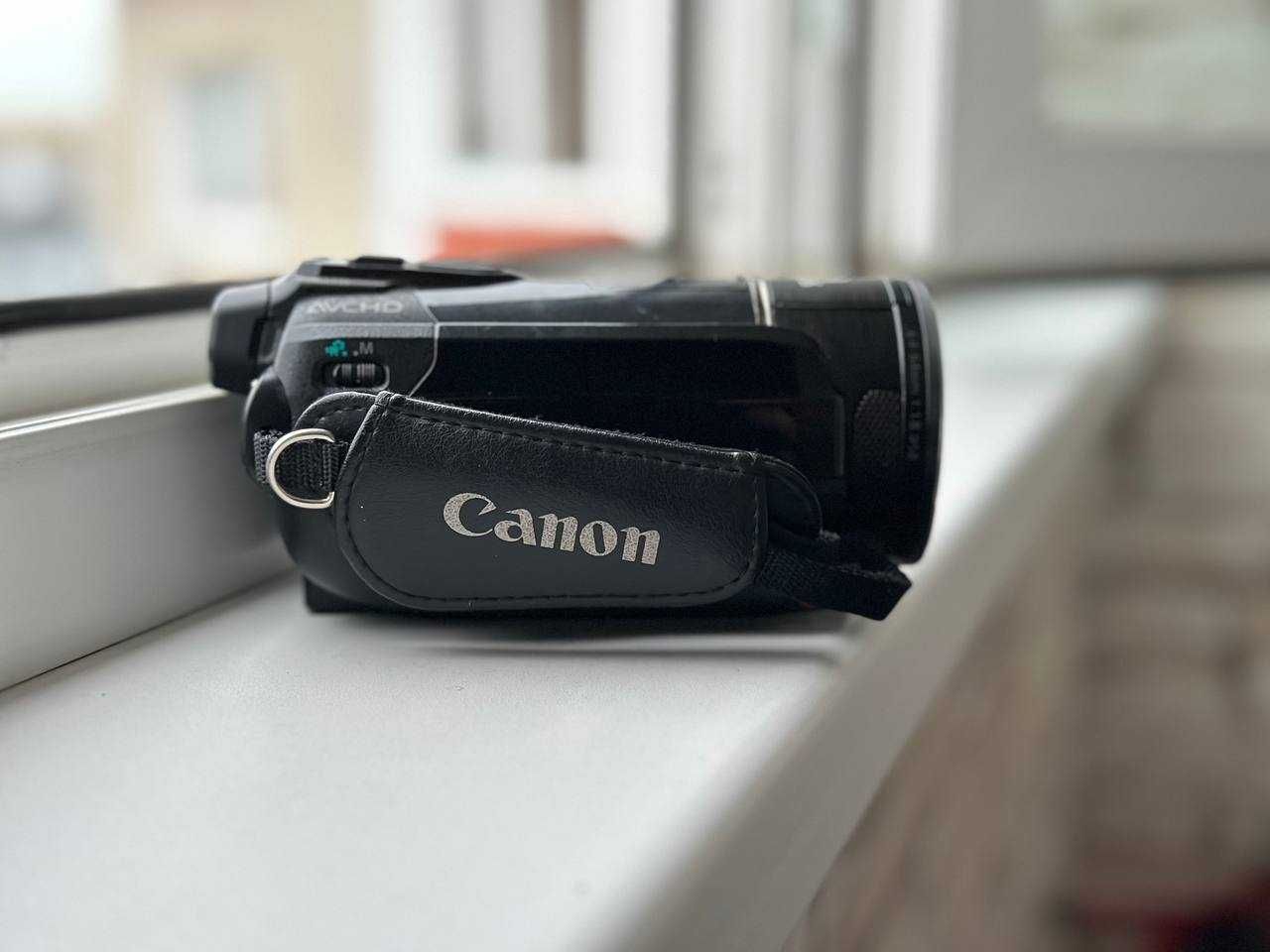 Продам Canon Legria HF S21