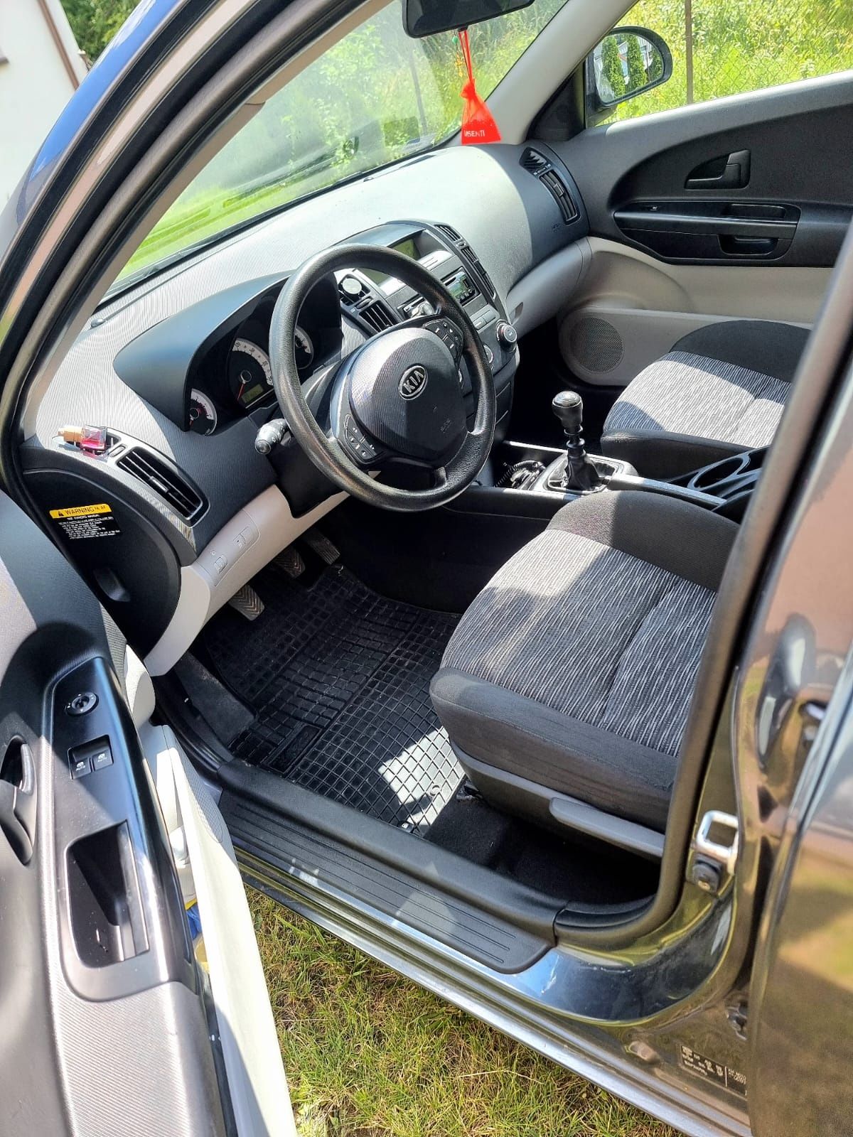 Kia Ceed 1.4 Benzyna 109 KM Zadbana