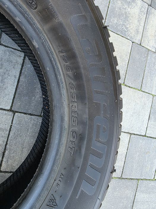 4 opony zimowe 195/65/R15 Do jutra do 15:30 cena 440 zl