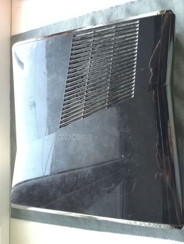 Xbox 360 два безпровідні джойстики