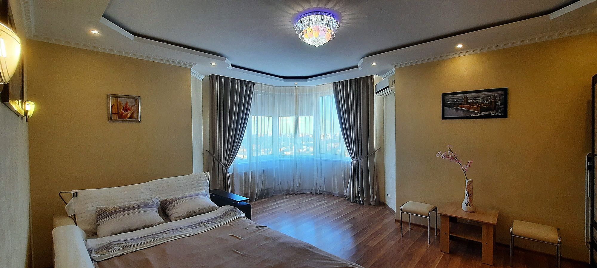 Зал/В.Центр 2кімн.85м²+кух.-студія,2сан.в;джакузі ЖК"Чудо-Місто"+укрит