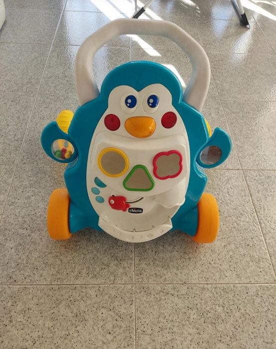 Andador primeiros passos bebé Chicco