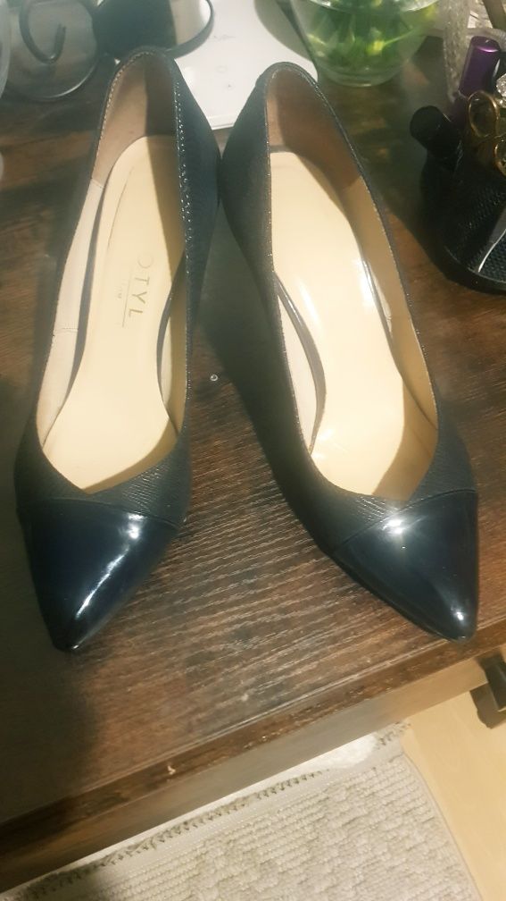 Czolenka skórzane 38 KOTYL