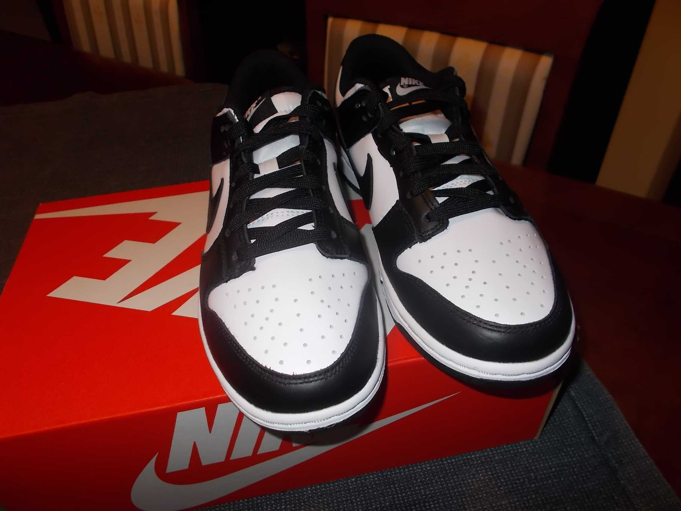 (roz. 39 -25 cm) Nike Dunk Low Black White 2021 Jordan 1 Dunk Panda
