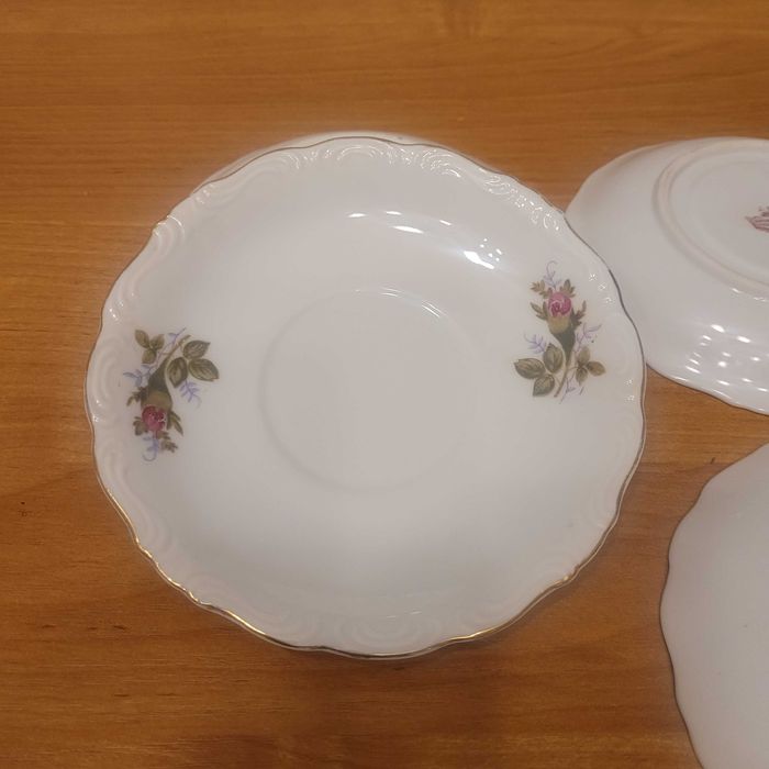 Talerze, porcelana- róże