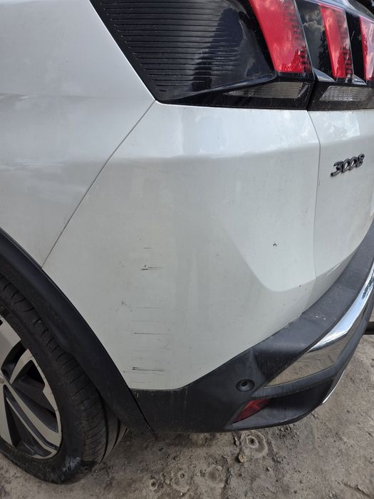 Narożnik zderzaka lewy tył peugeot 3008