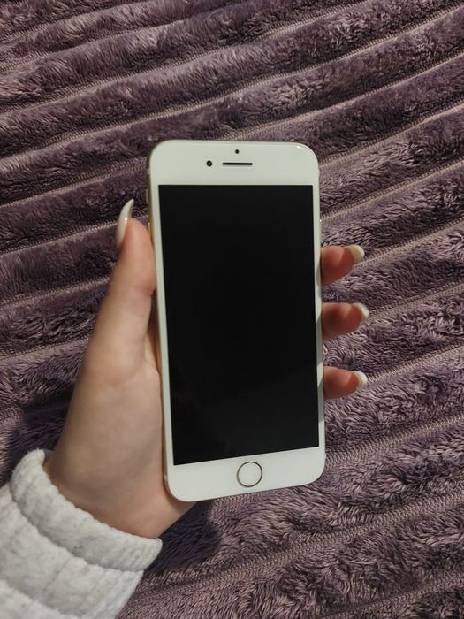 Iphone 7 32 gb гарний стан