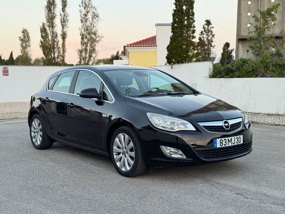 Opel Astra 1.3 CDTi Enjoy Start/Stop