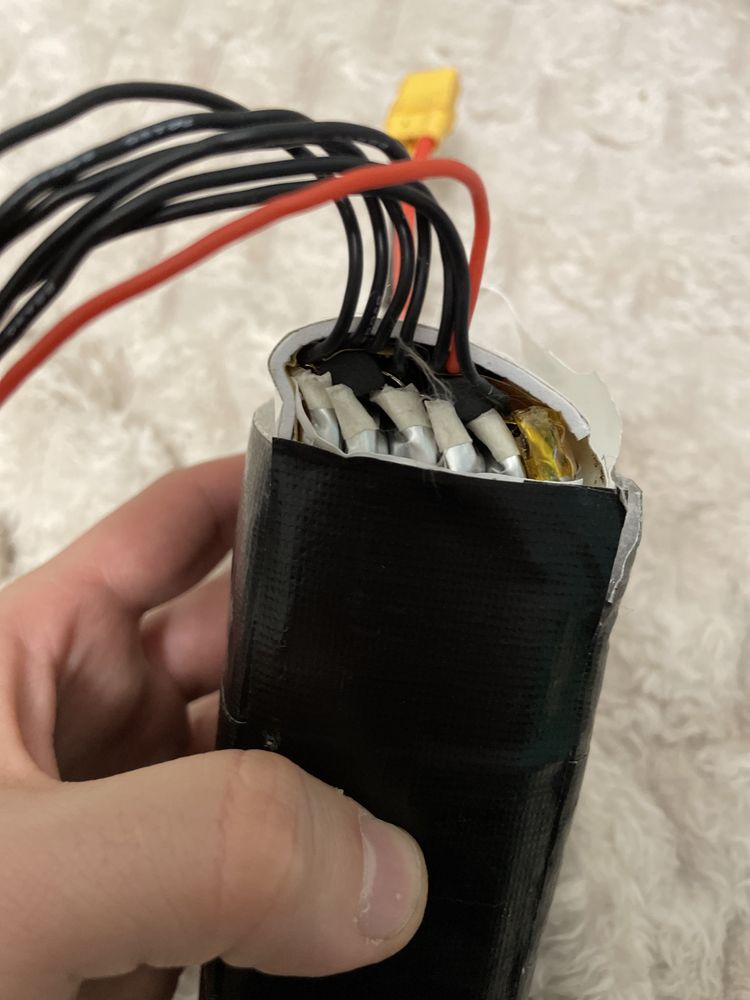 Потужний акумулятор Lipo 22.2V 6S Lipo XT90 (0708)