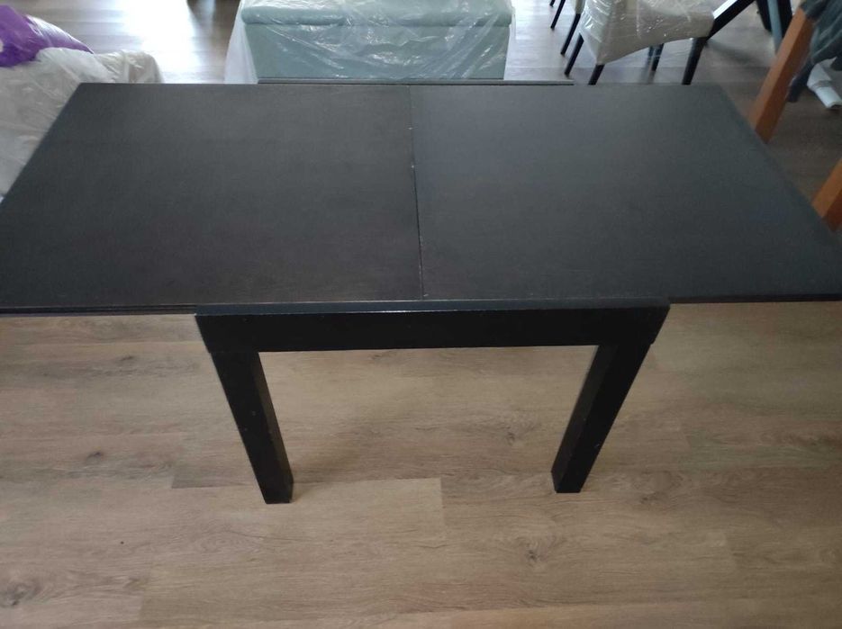 Mesa Wengue extensível para 4, a 8 pessoas