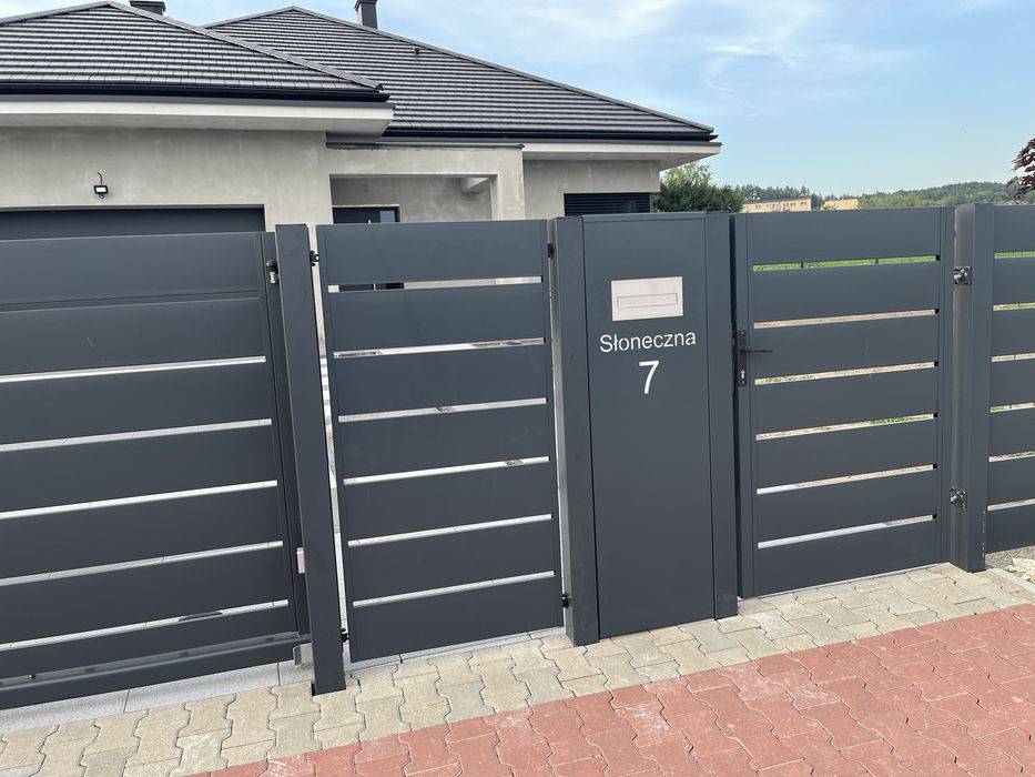 Słupek Multimedialny Ogrodzeniowy Multibox PRODUCENT