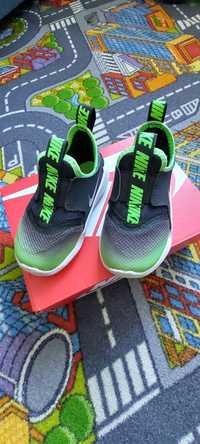 Nike Flex Runner r. 22