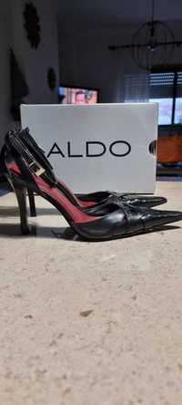 Mules pretas Aldo