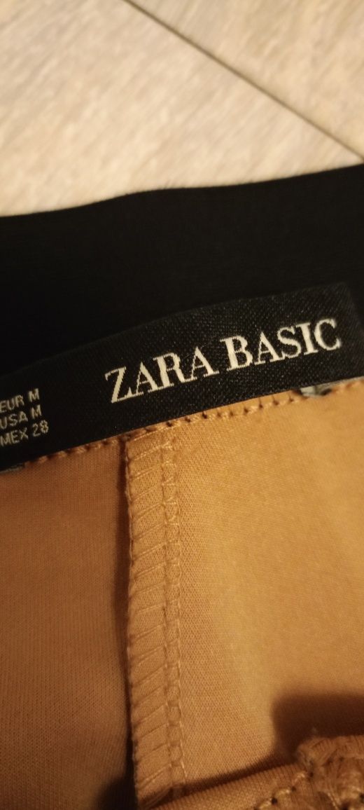 Leginsy pantera ZARA