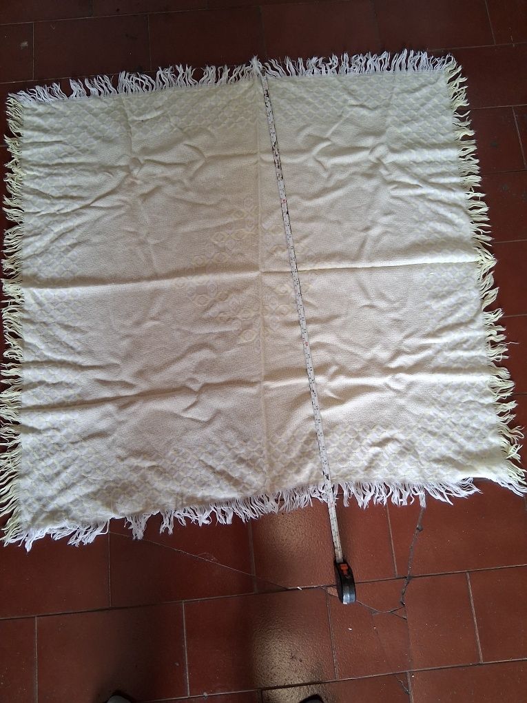 Roupa de cama praticamente nova