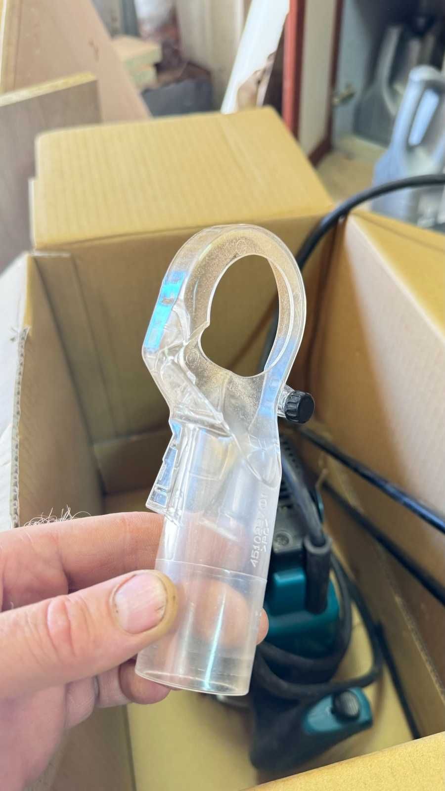 Фрезер Makita RP2303FC