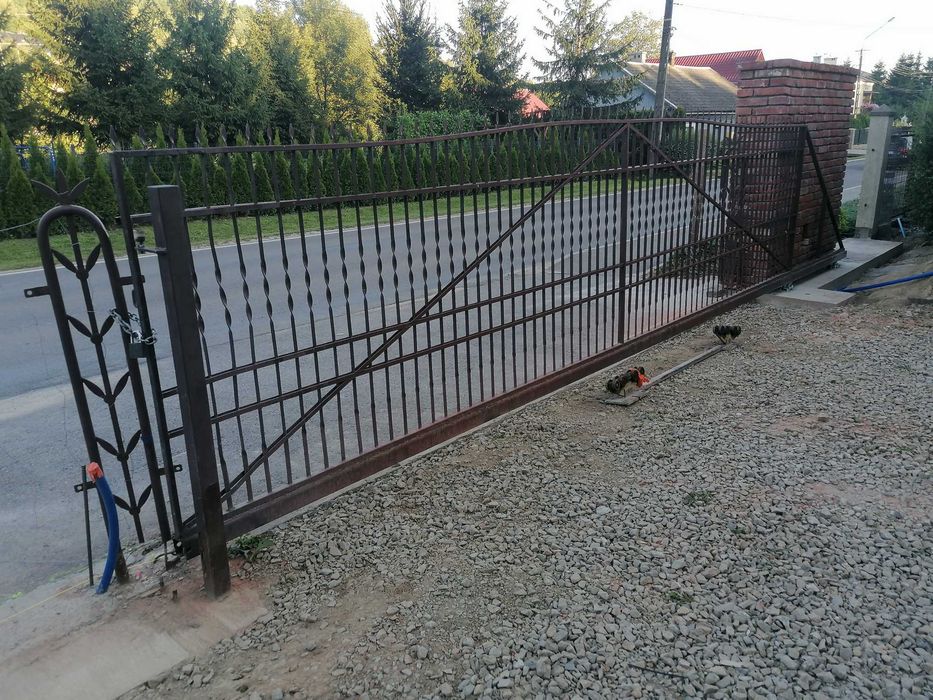 Brama Wjazdowa przesuwna 6m światła   2 szt furki płot