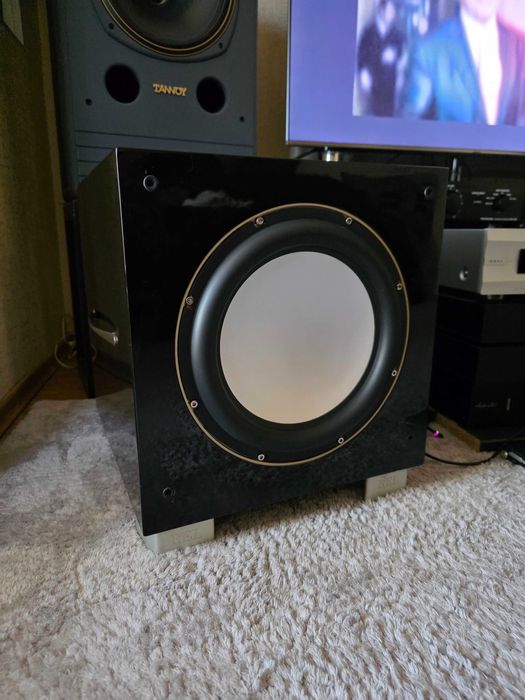 Продам сабвуфер Rel S5