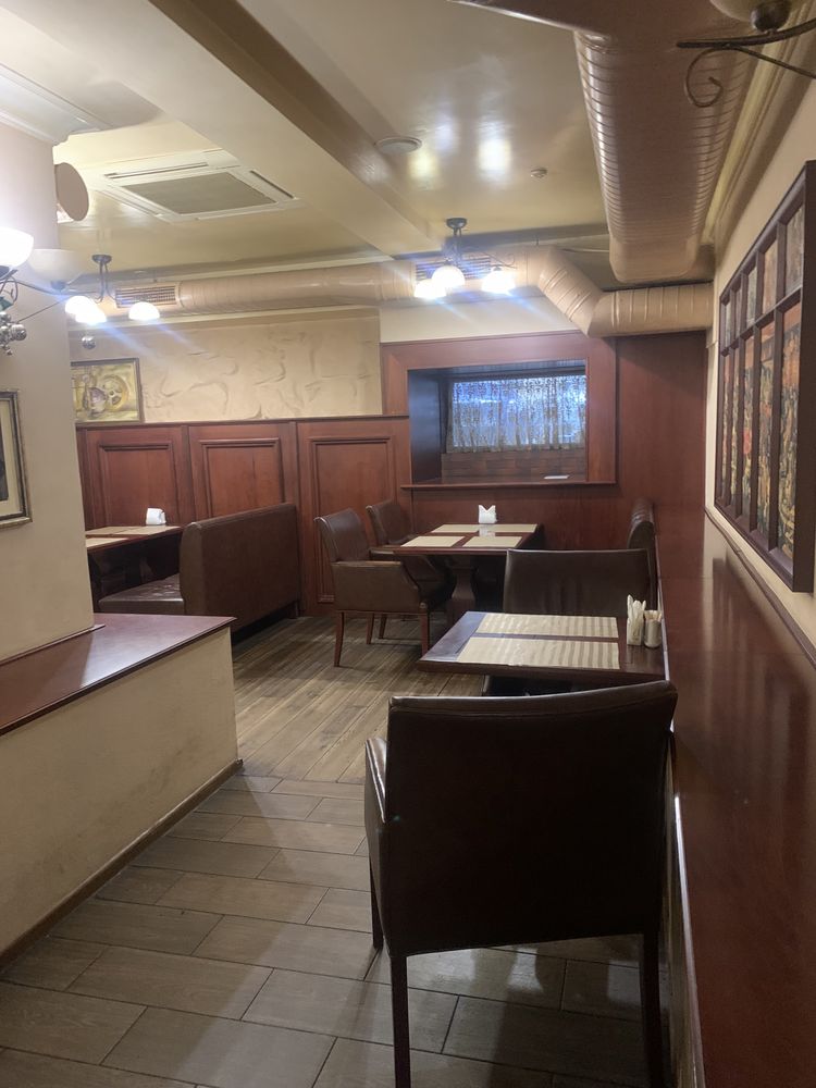 Сдам  Кафе/Ресторан 200м2. Пр Яворницкого .(пр Карла Маркса)