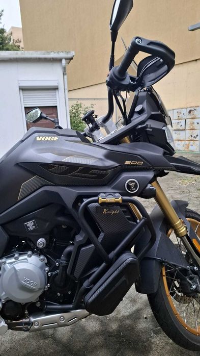 VOGE 900 DSX 2025 + SHAD TR40 + Topcase 55l