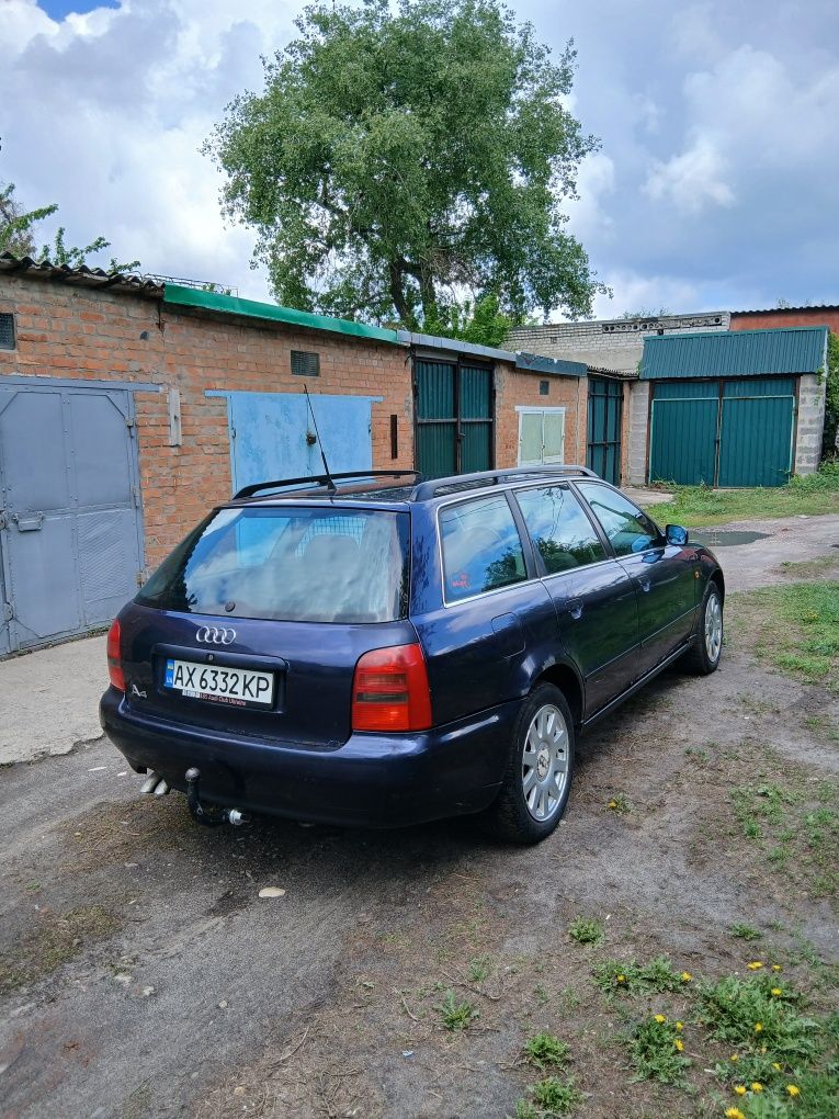 Продам автомобиль.
