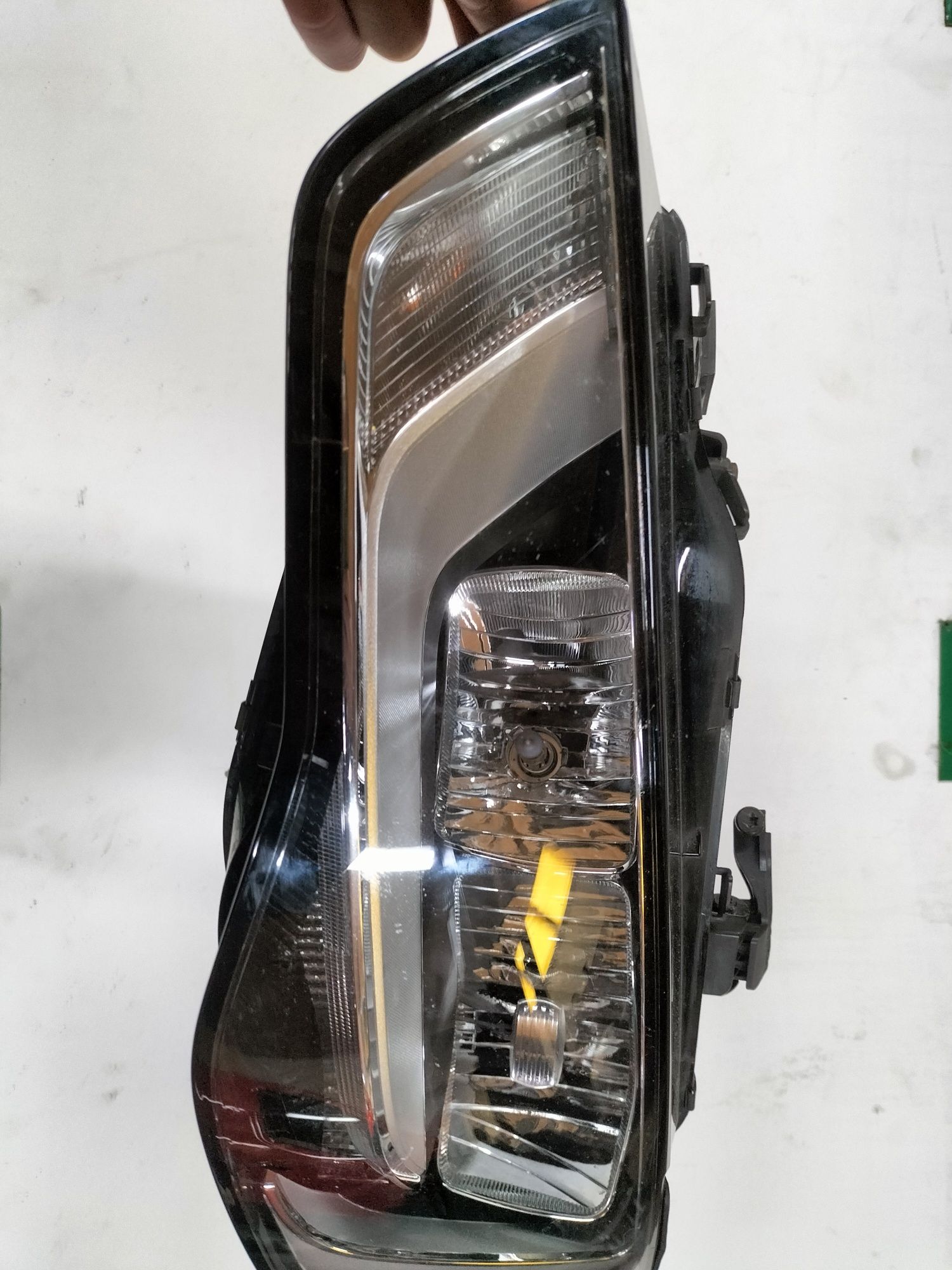 Lampa reflektor przód lewy Audi A5 lift