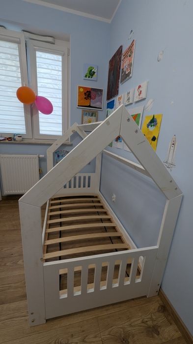 Łóżko łóżeczko domek 160x80 białe niskie