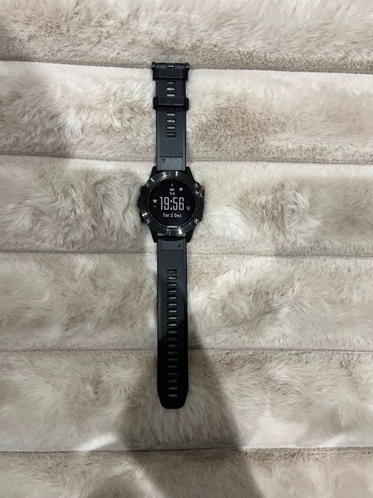 Garmin fénix 5 sapphire como novo