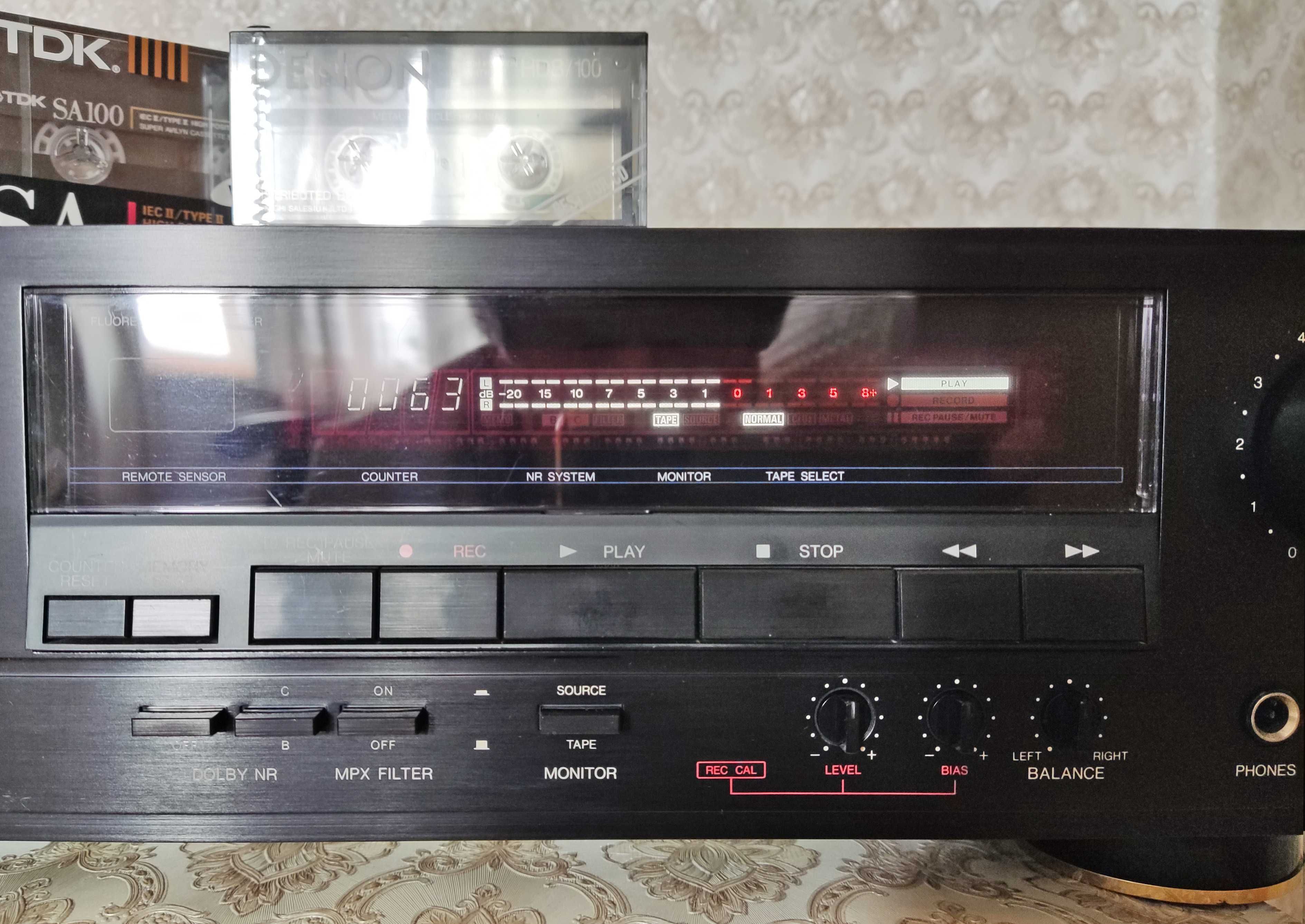 Denon DR-M34HR - кассетная дека, 3 Heads, 220V