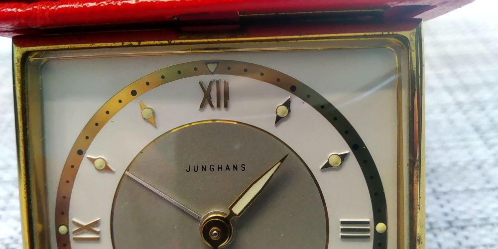 Zegarek-Budzik-mechaniczny Junghans