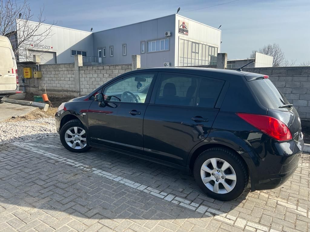 Продам Nissan Tiida