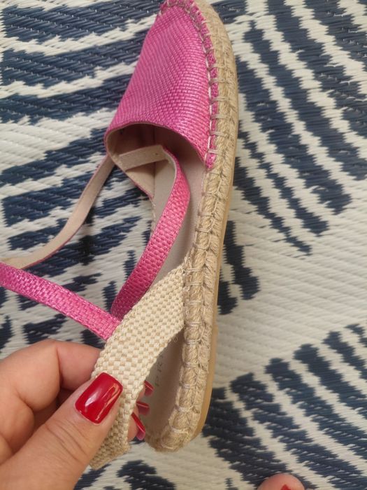 Sandalias novas numero 39