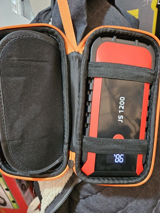 Повербанк  зарядна сьанція