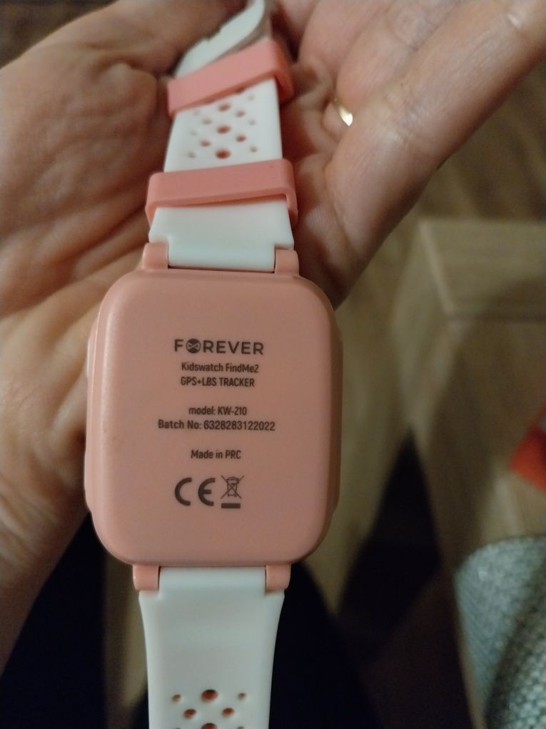 Smartwatch dla dziewczynki FOREVER FIND ME 2