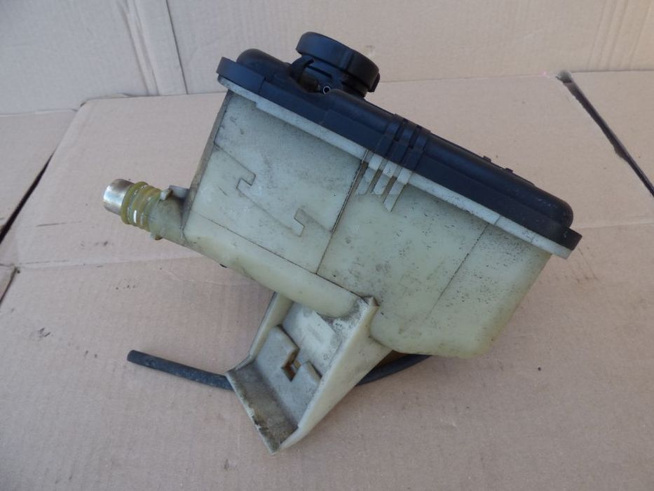 Bmw e38 e46 e39 3.0d  2.5d M57  zbiorniczek wyrównawczy 2248050