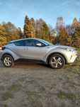 Sprzedam Toyotę hybrydę C-HR 1.8