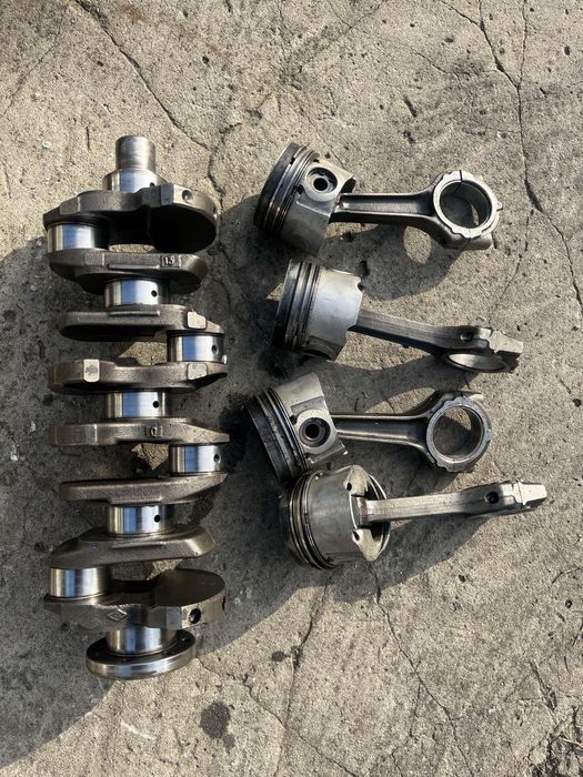 Поршень/шатун/колінвал Рено 1,9 f8q кенго,меган,лагуна