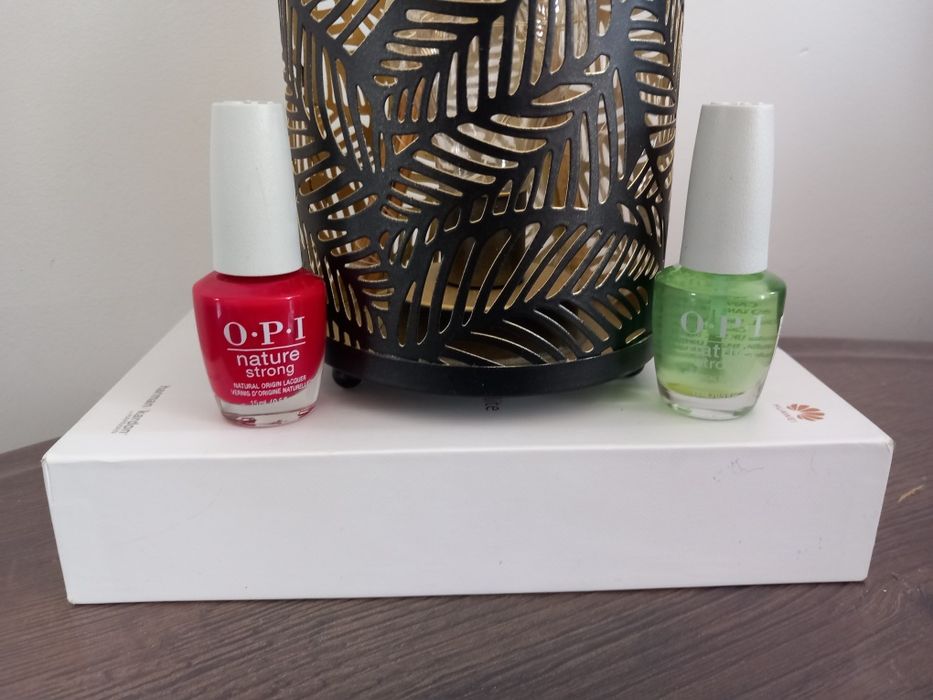 Zestaw lakierów OPI Natural Strong