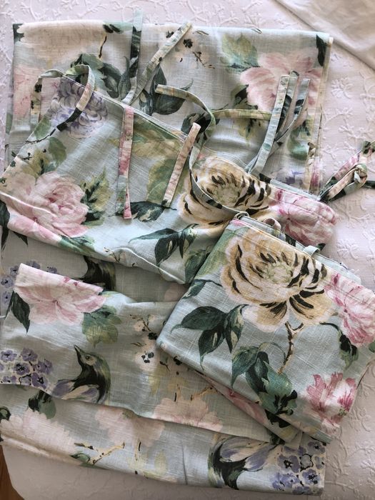 Conjunto de 2 cortinados