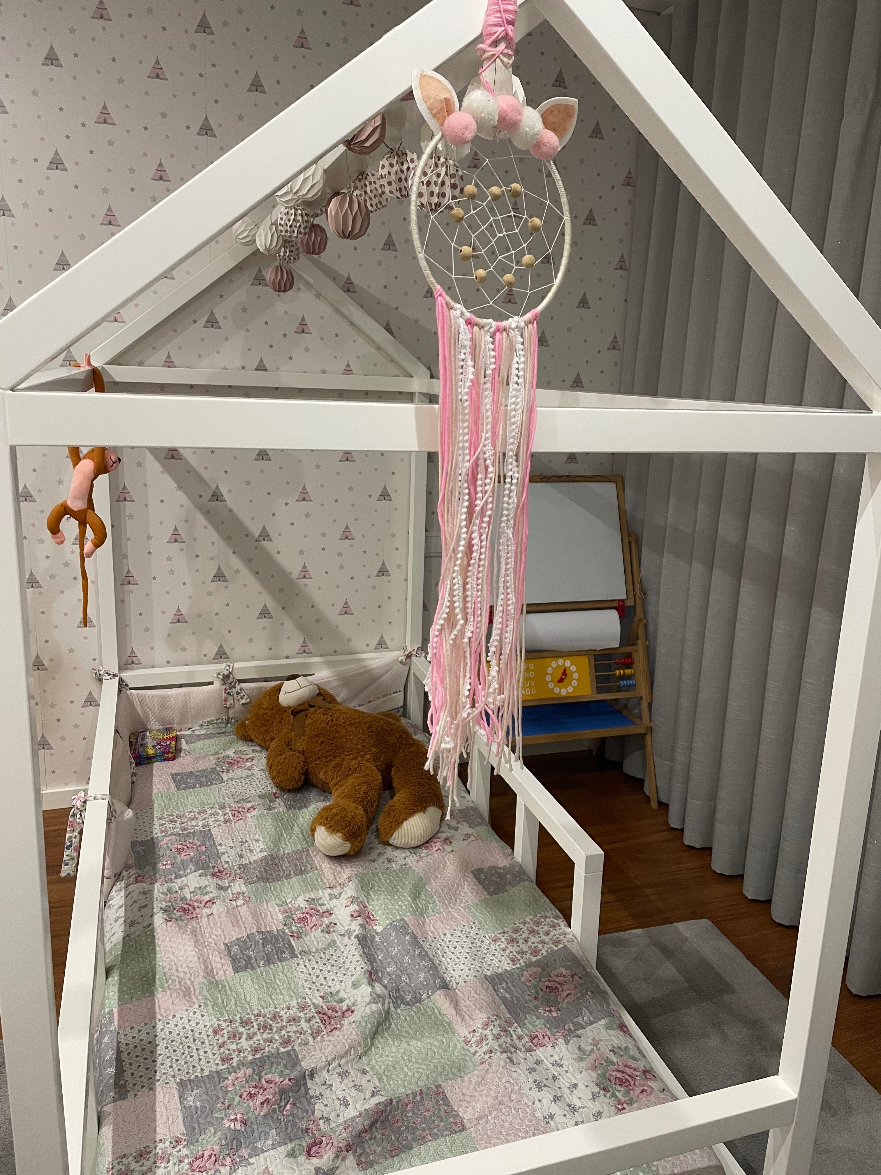 Cama Montessori como nova