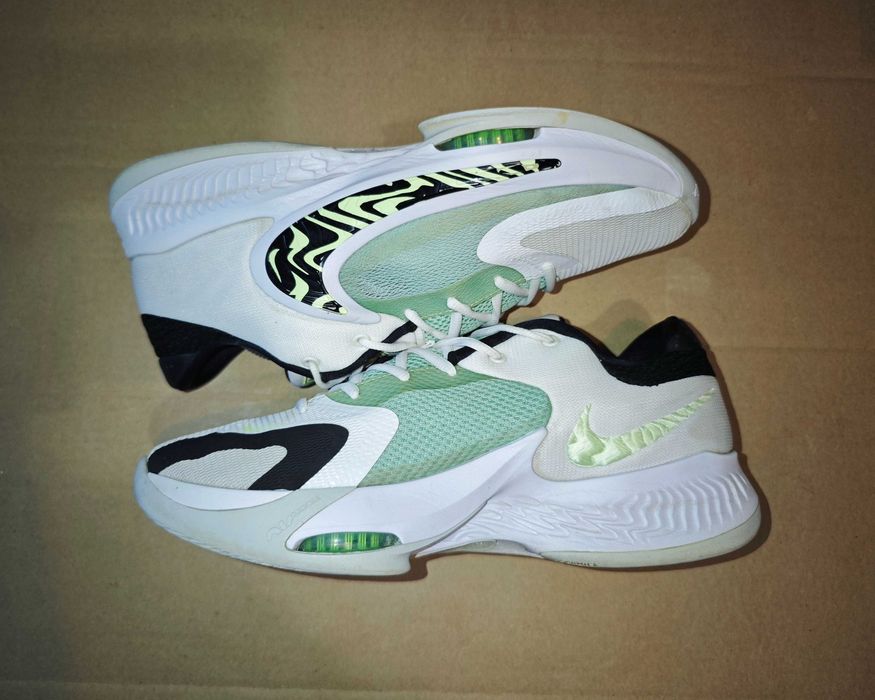 Оригінальні Баскетбольні Кросівки Nike Zoom Freak 4