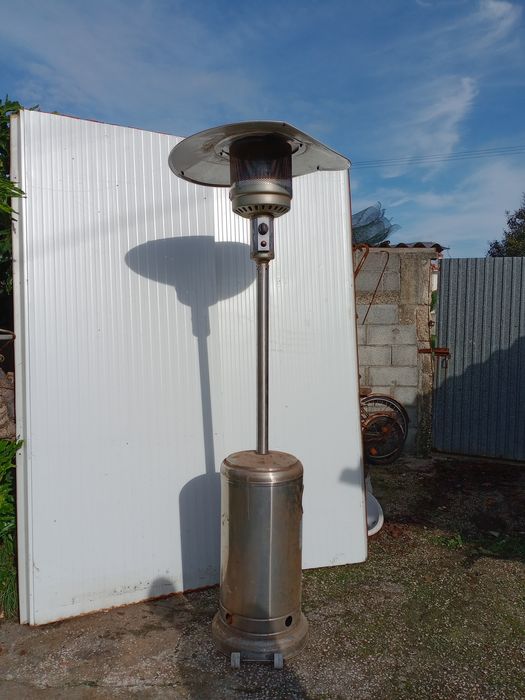 Aquecedor a gás vertical um