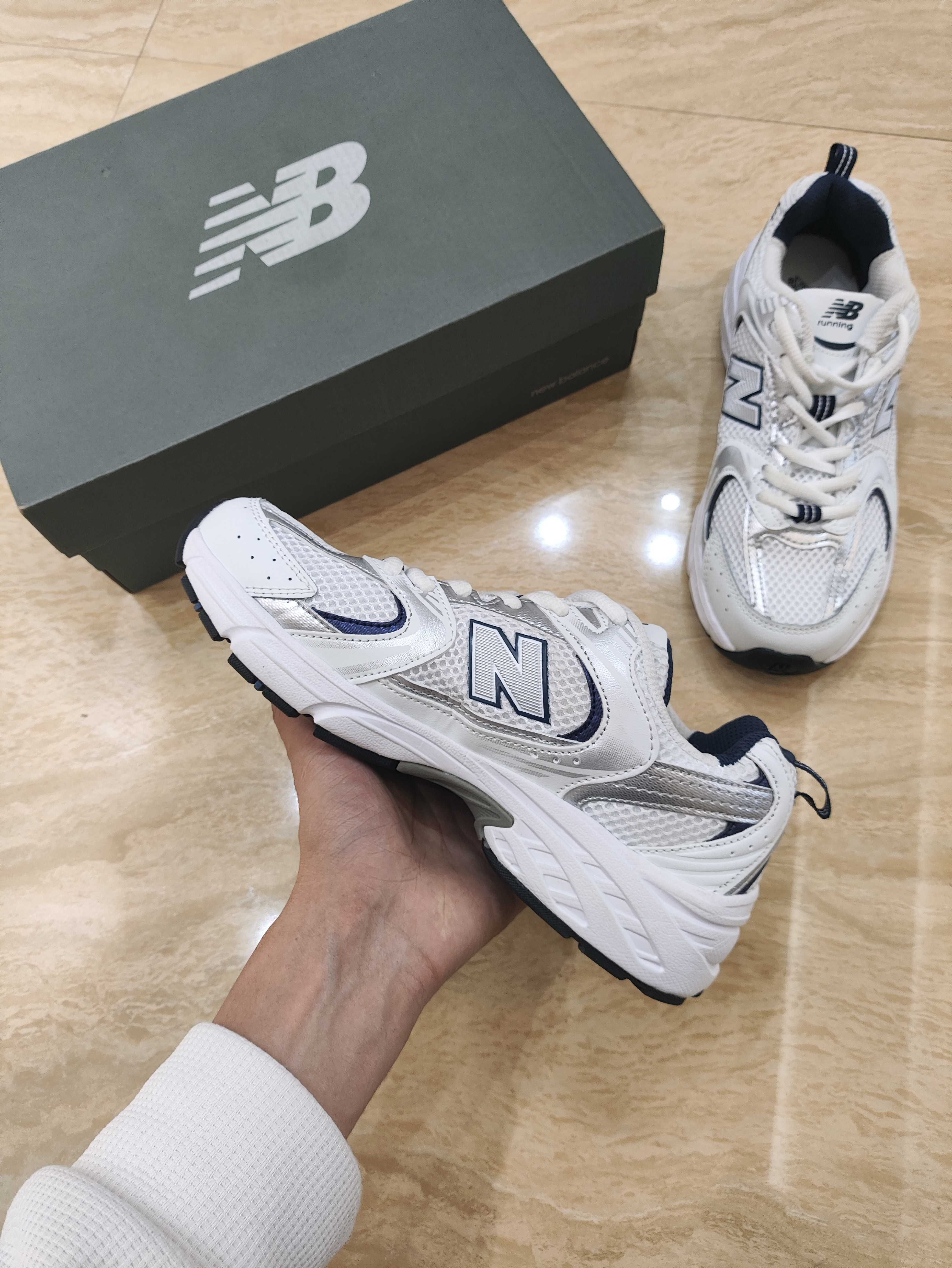 New Balance 530 White Silver Navy Eu 39