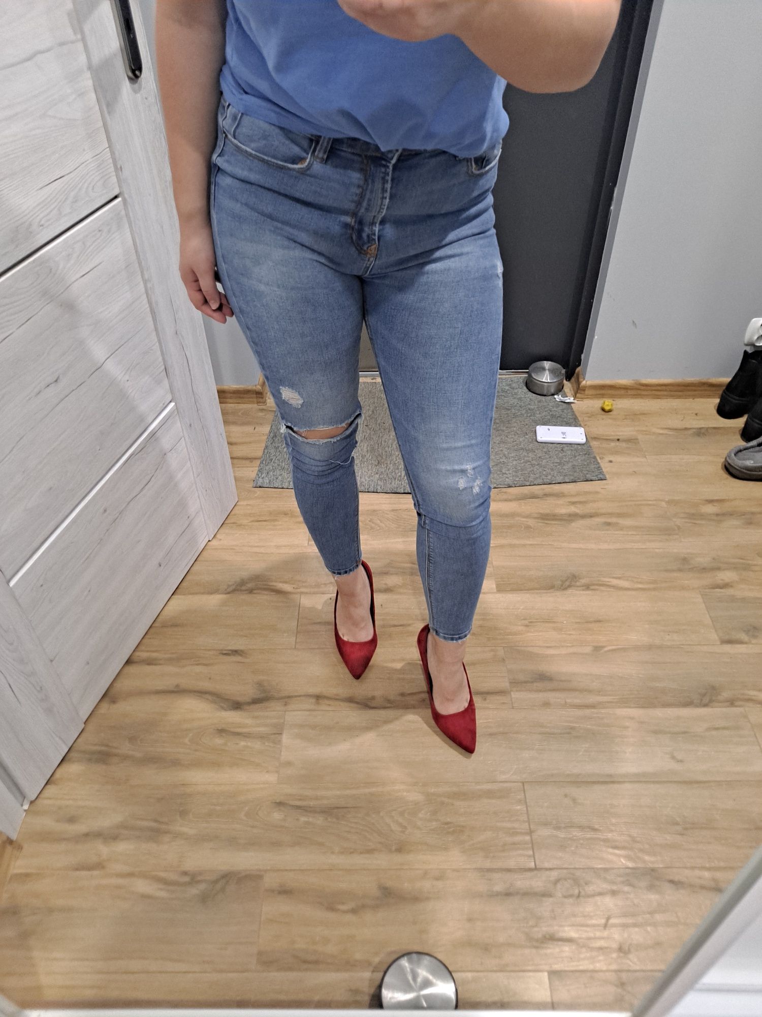 Spodnie jeans Stradivarius 38 wysoki stan przetarcia dziury