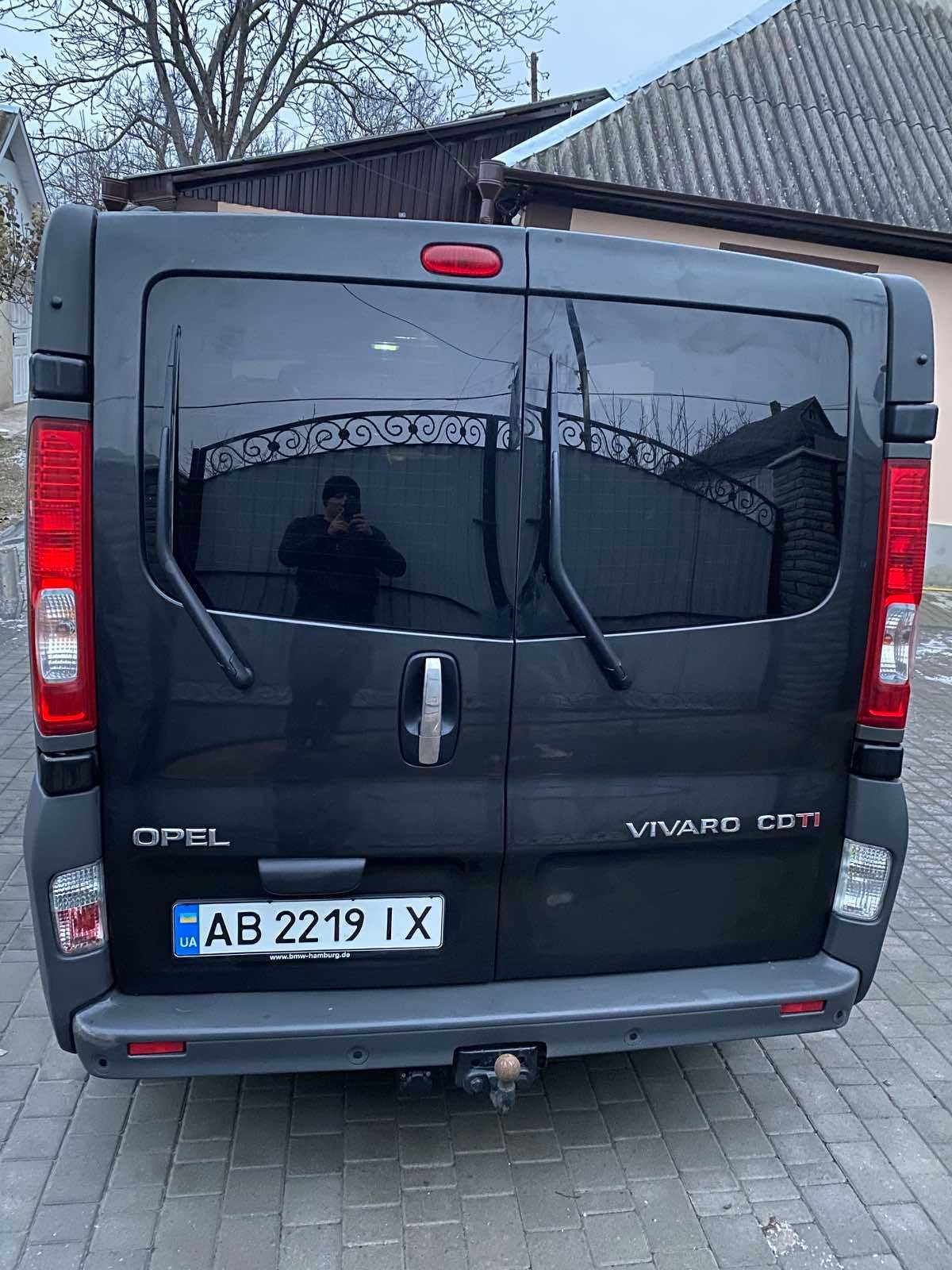 продам opel vivaro довга база