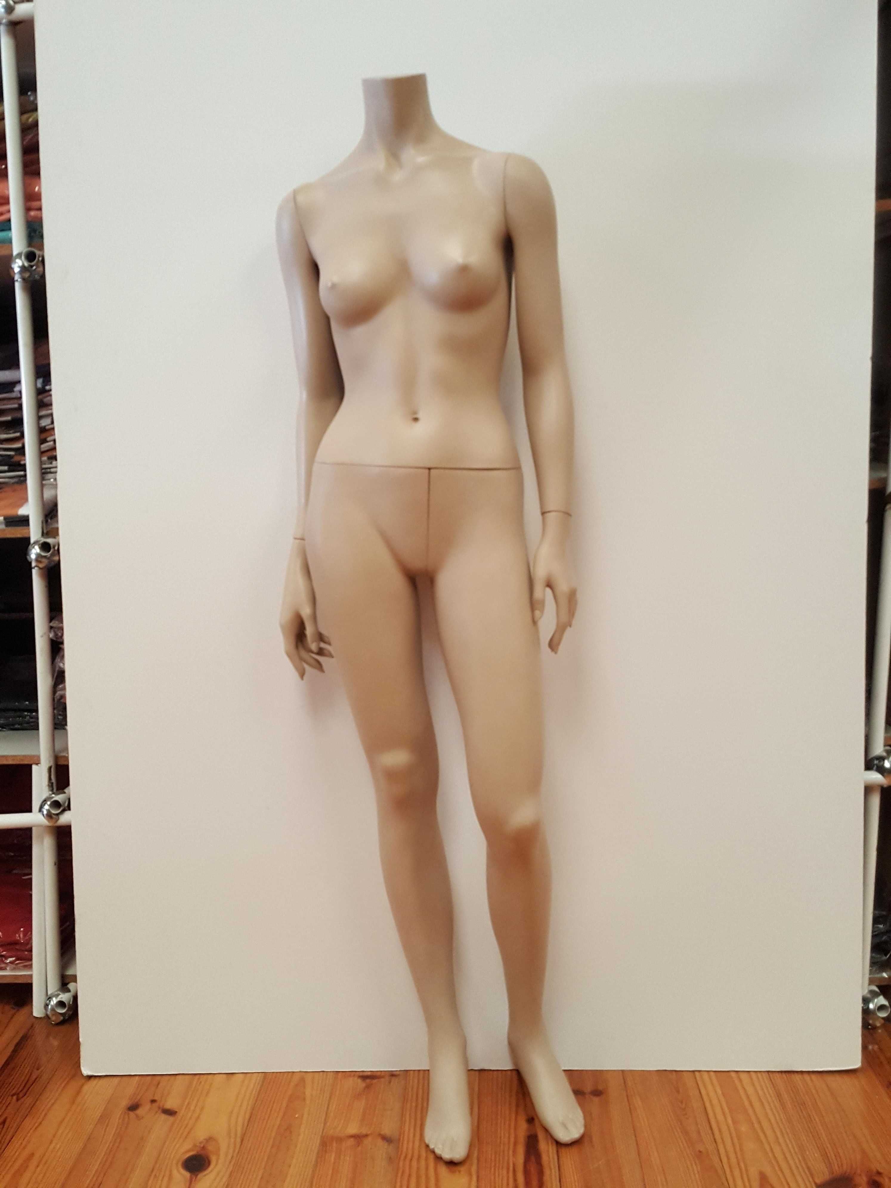 Manequins variados em fibra - negociável