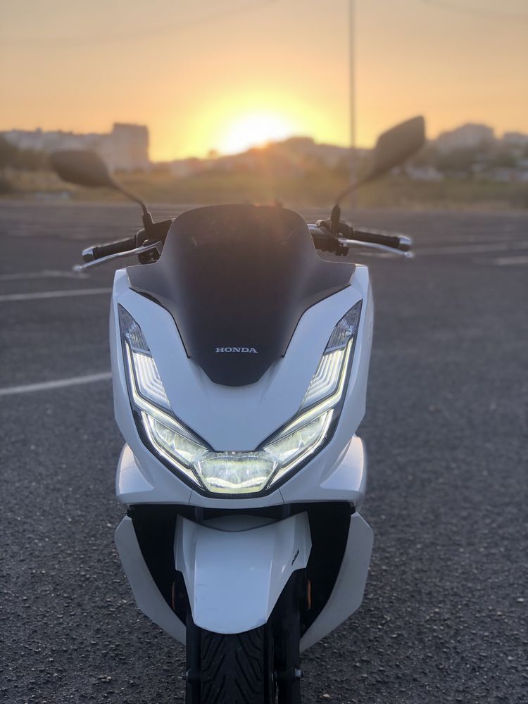 Moto honda pcx 125 ano 2022 otima oportunidade