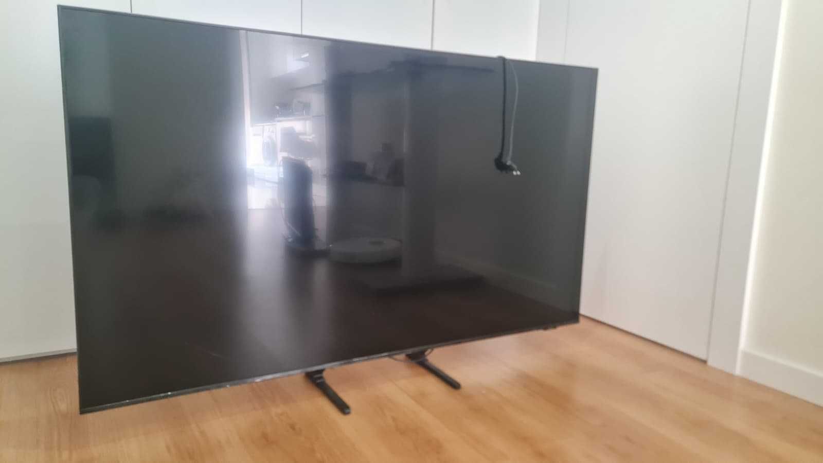 Samsung 55" Crystal UHD painel partido, liga, para peças, comando 30€