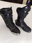 Botas mota novas nº42.