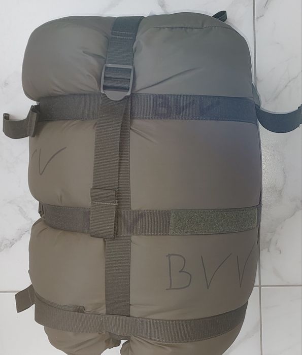 Продам зимовий (виробник Німеччина (спальний військовий мішок